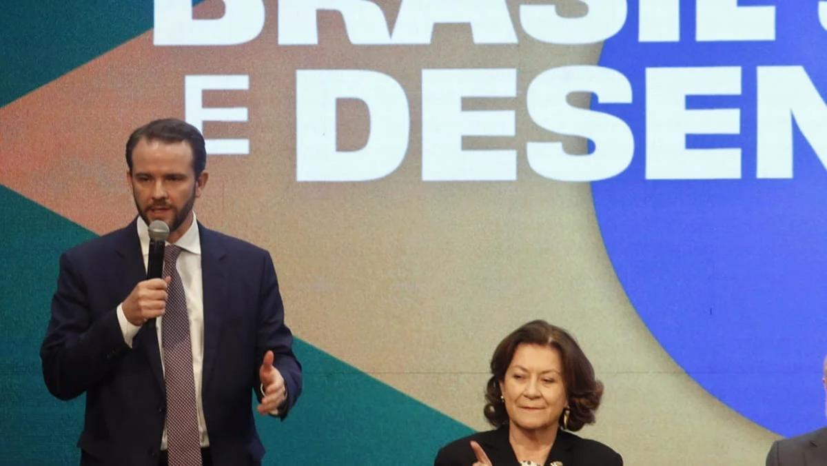 Fazenda finaliza pacote fiscal e envia proposta do Imposto Seletivo ao Congresso